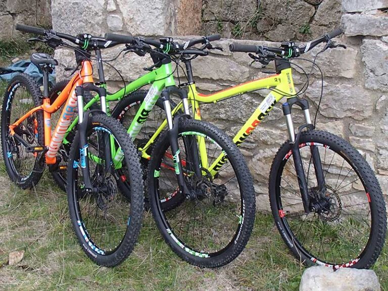 hardtail mountainbike for hire at Bike Wales